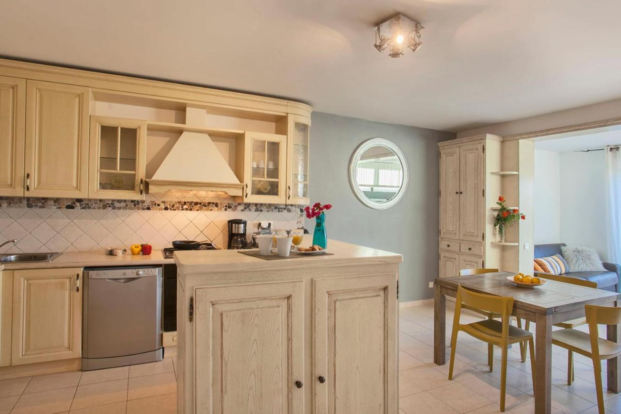 Mare Appart Avec Jardin Et Bbq Vue Mer Et Montagne Plage Et Port A 2 Pas Calvi  Exterior photo